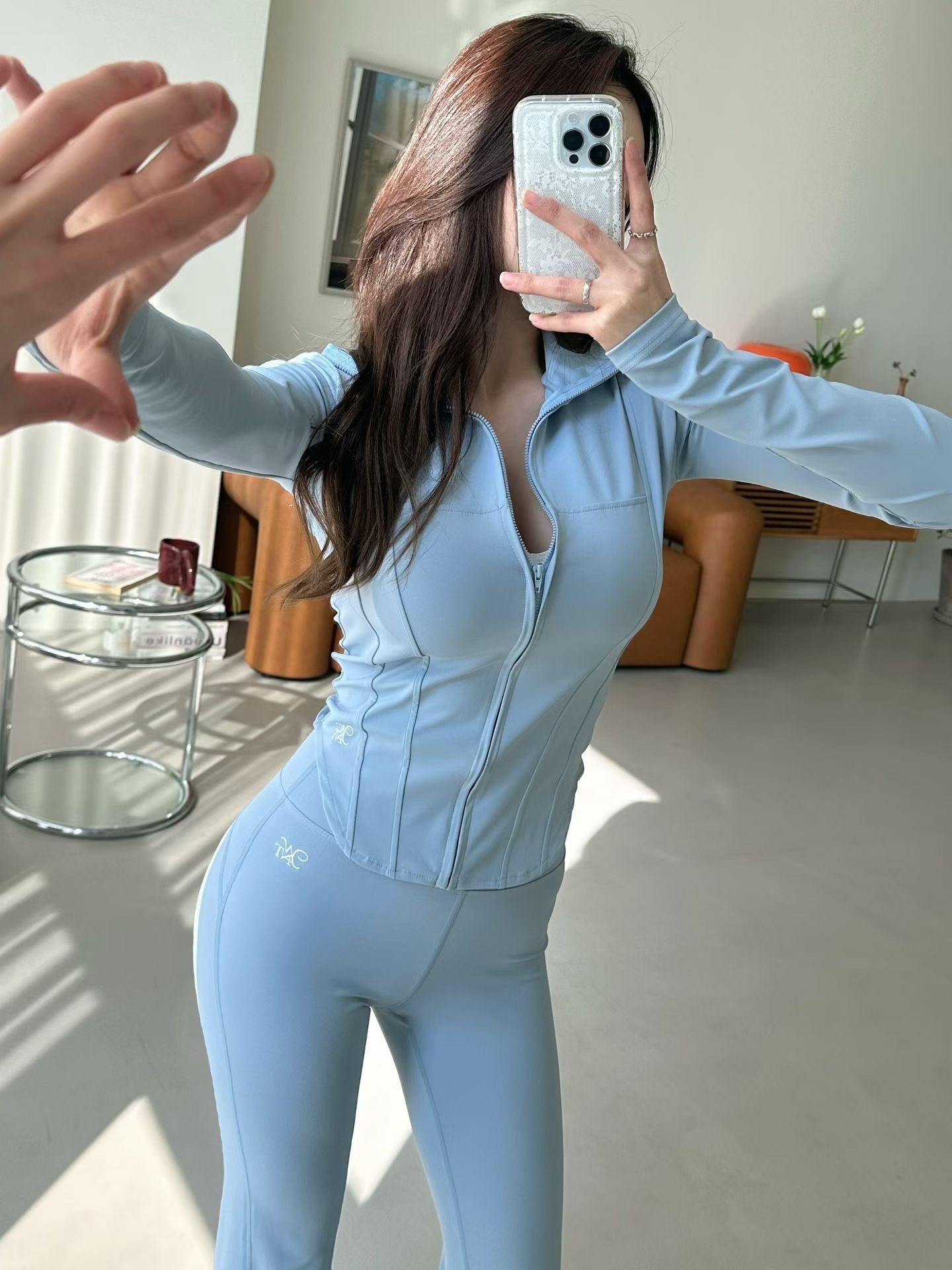 ef9b1e95778f8824076f08cf83c82f4e