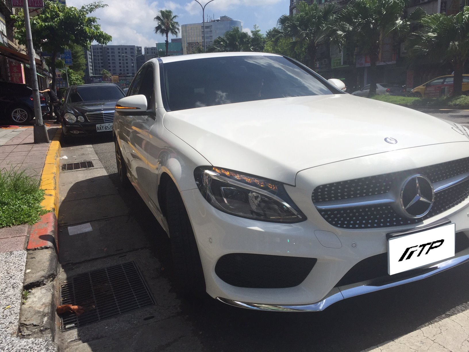 FTP Benz W205 C-class charge pipe side view