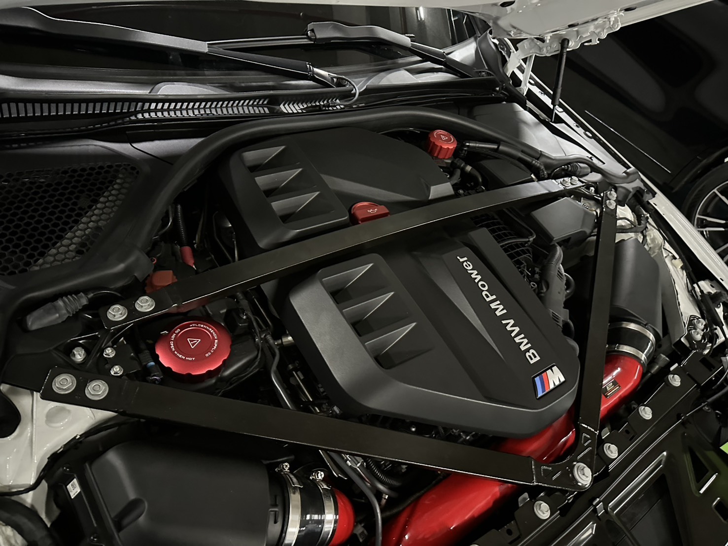 90maxcap-aluminum-upgrade-kit-bmw-s58-engine-oil-cap-coolant-cap-set-Canodized-red-Cprecision-cnc-machined-Cengine_0001