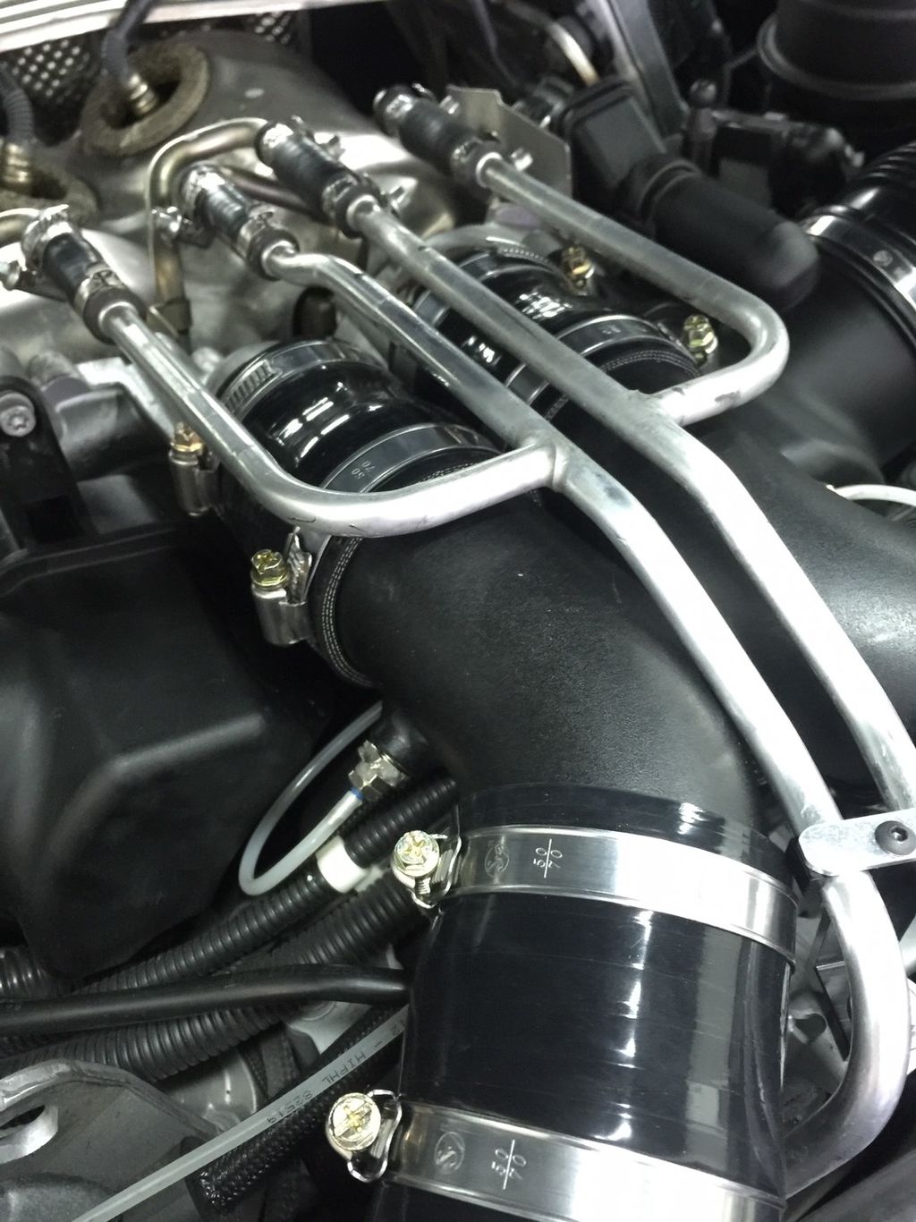 ftp-bmw-m5m6-charge-pipe_0265