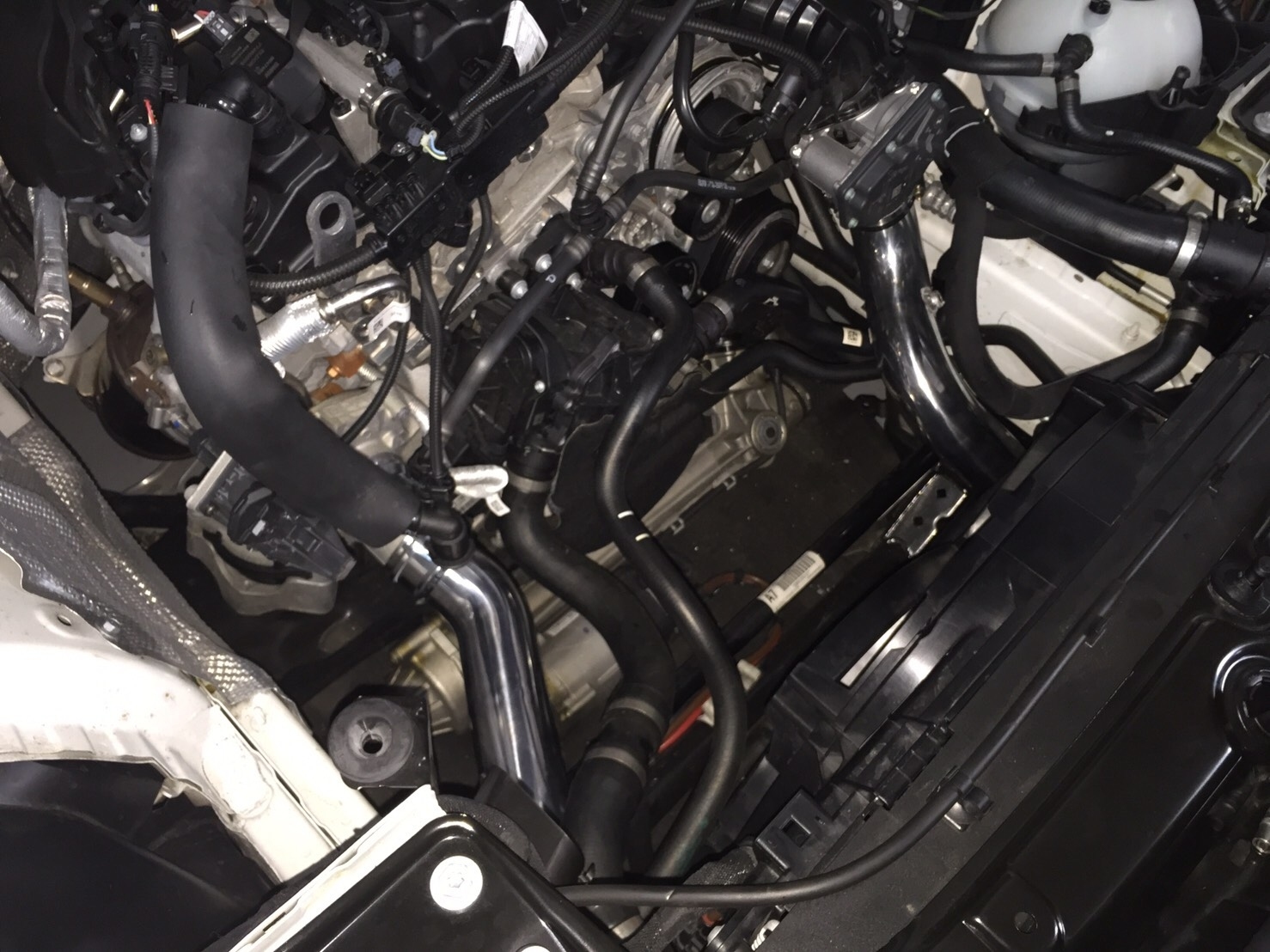 ftp-f2x-f3x-three-cylinder-engine-b38-charge-pipe-boost-pipe_0441