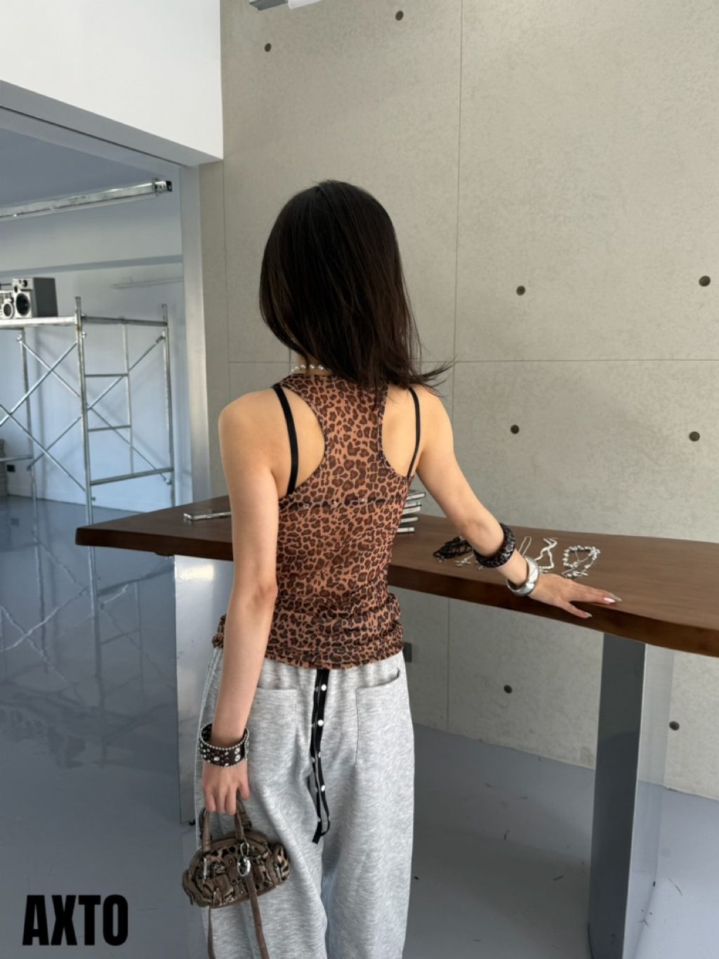 tw-11134207-820li-mlxhyfmzda8887