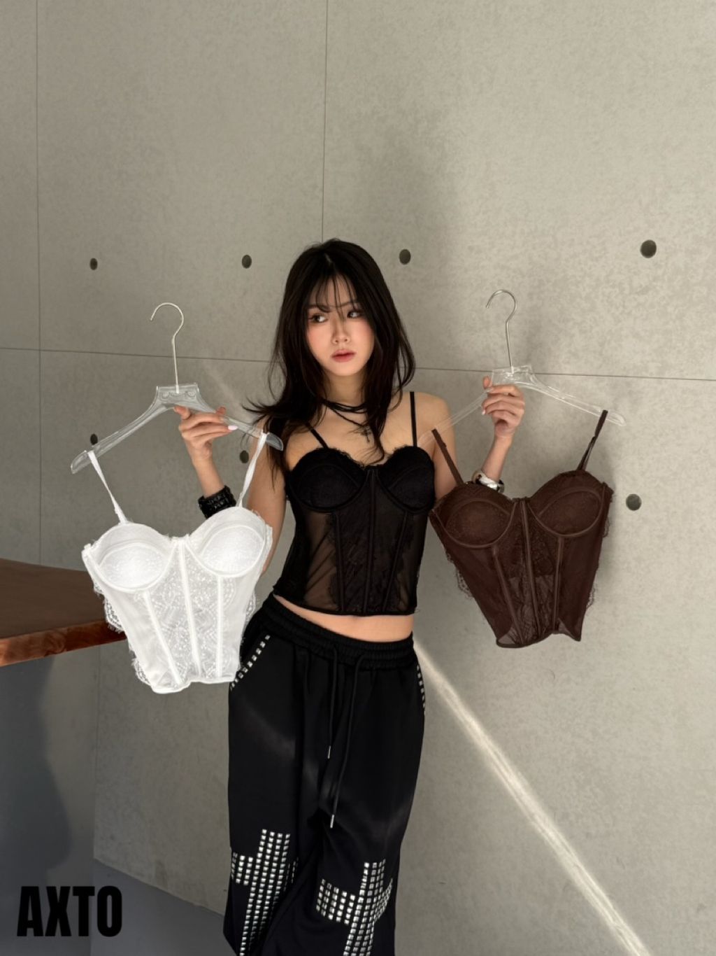 tw-11134207-820l4-mlxhp0zqb7cy6b