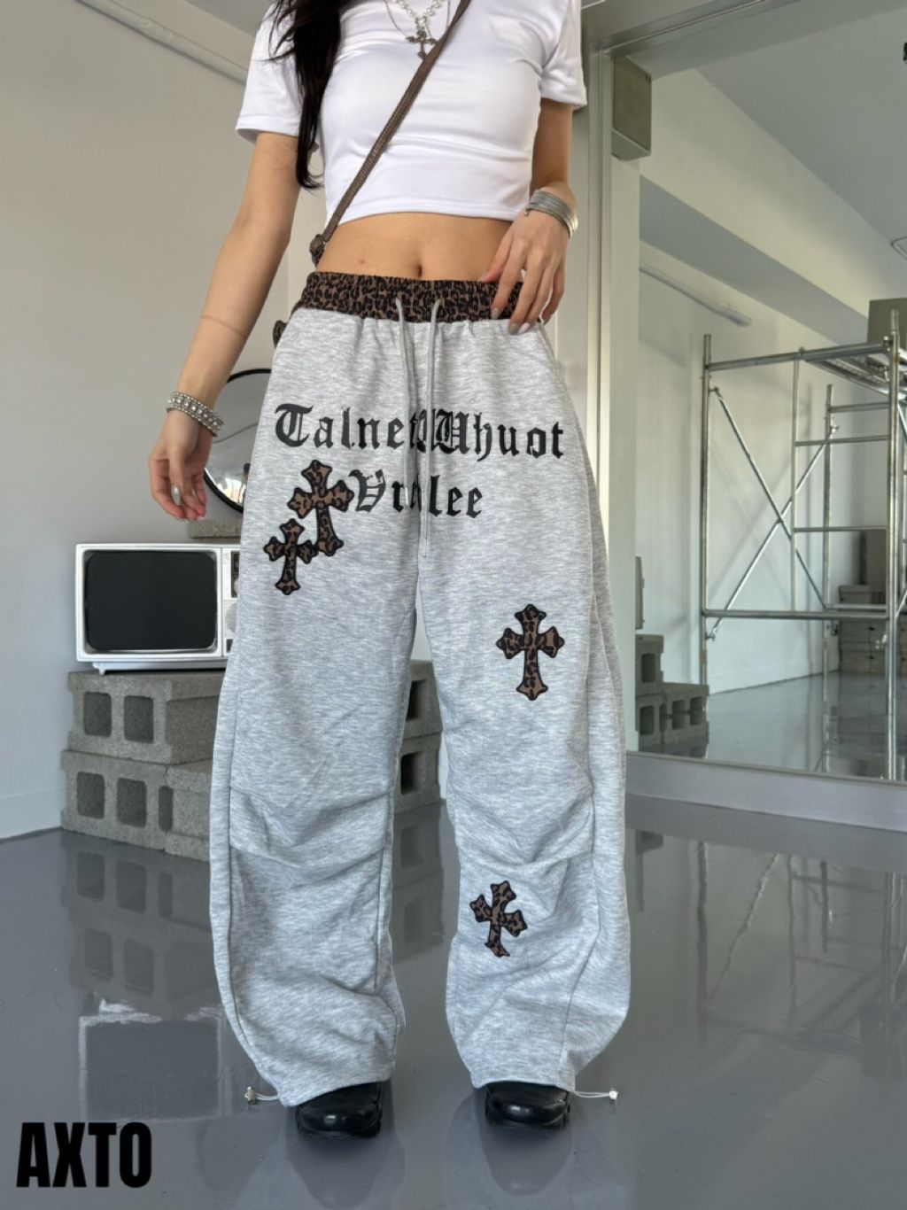 tw-11134207-820l8-mlxk4sopo3cxa9