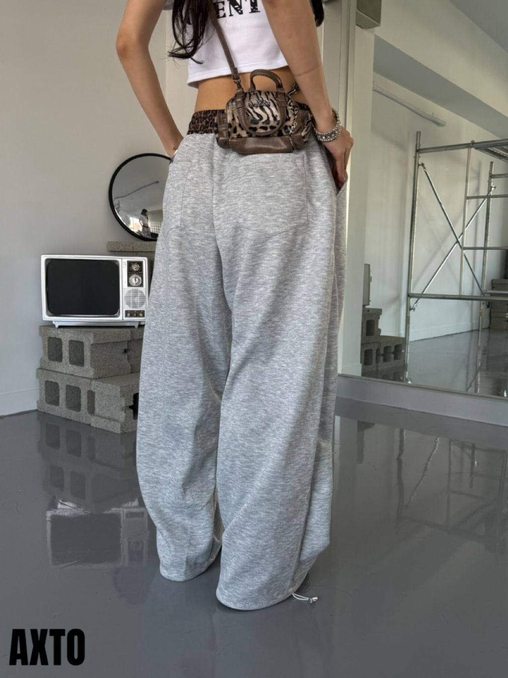 tw-11134207-820le-mlxk4sok8uf94c