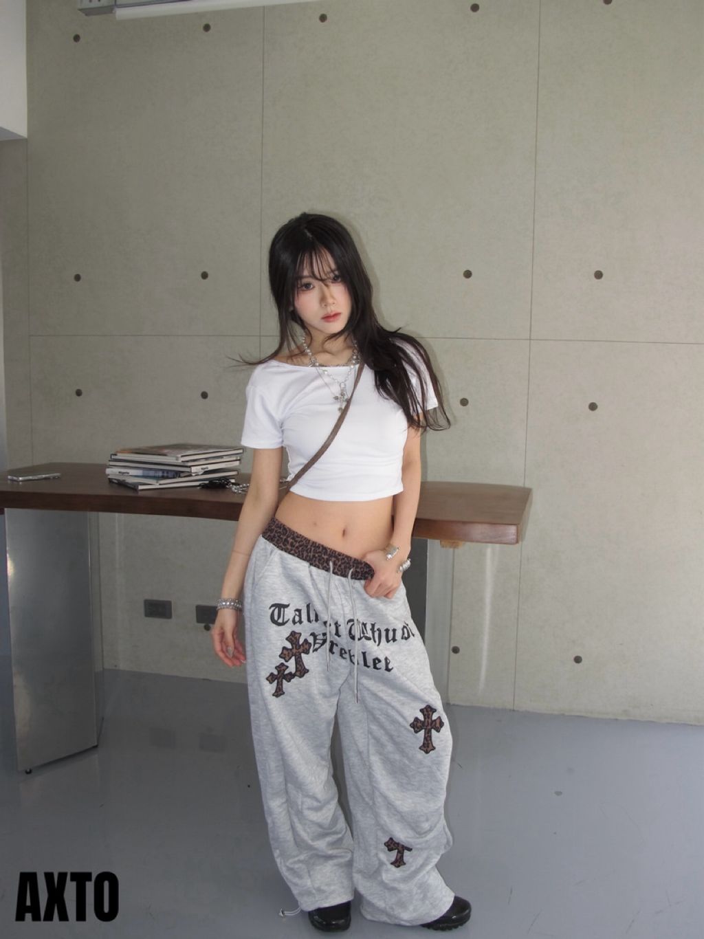 tw-11134207-820l4-mlxhtsnv9ibo73