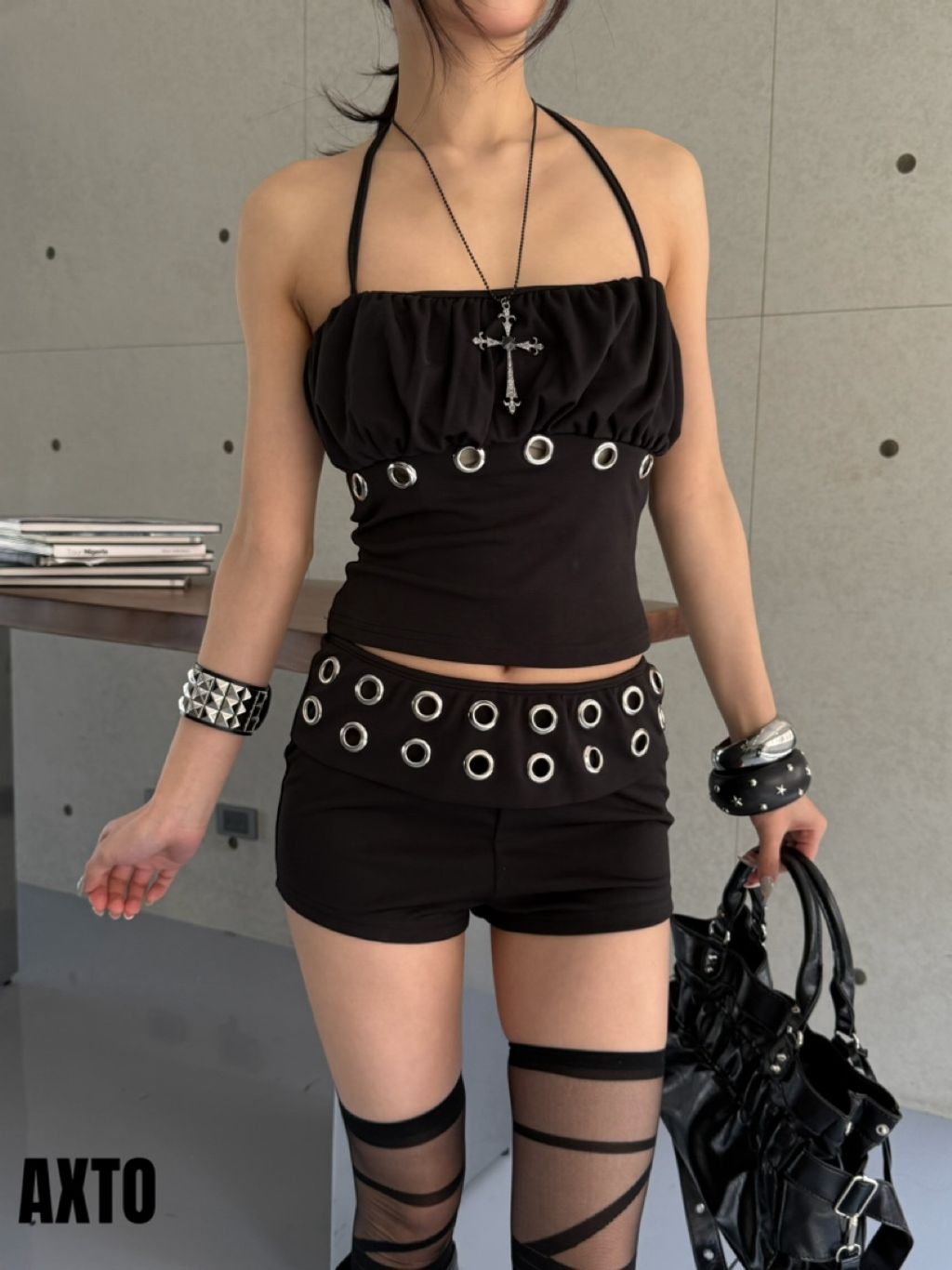 tw-11134207-820l8-mlxghuzq8kjle1