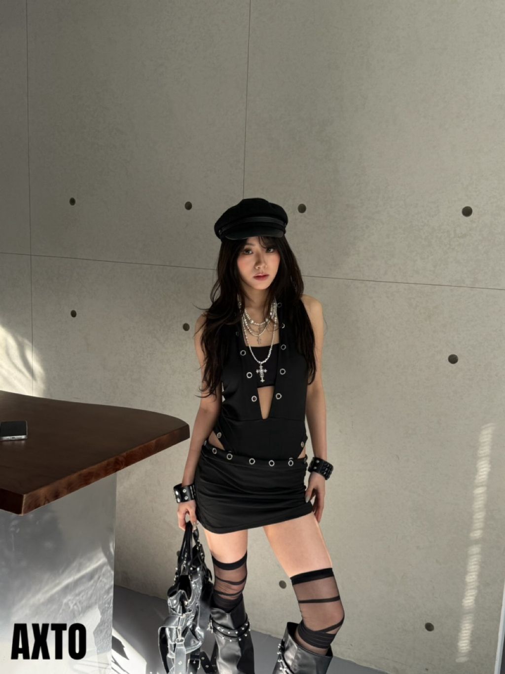 tw-11134207-820lf-mlxiumz6dy4hf1