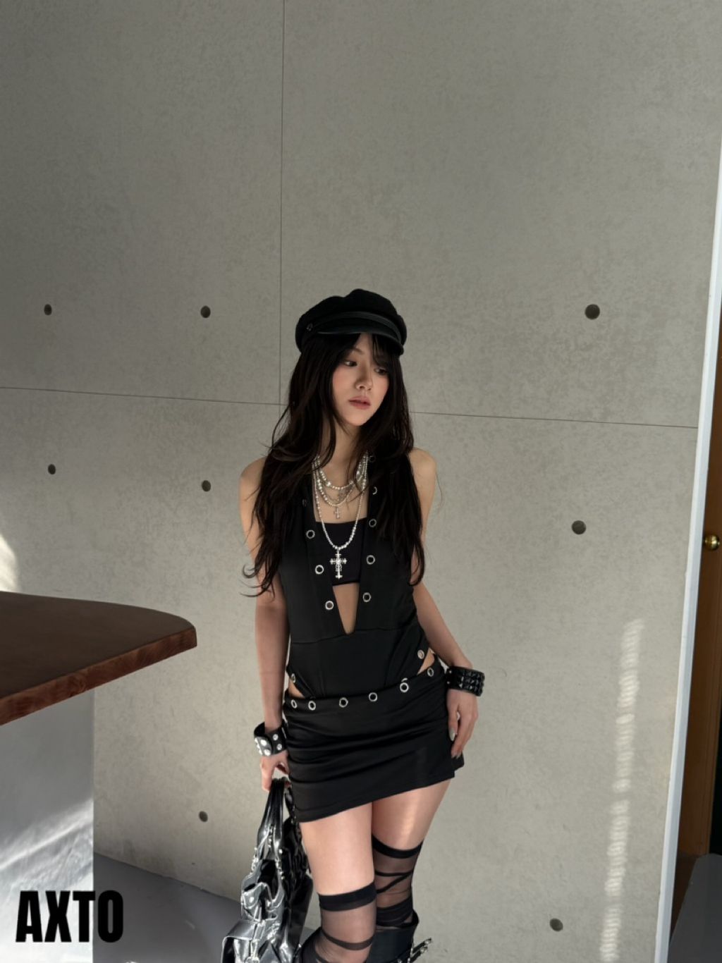 tw-11134207-820l9-mlxiungq21vn7c