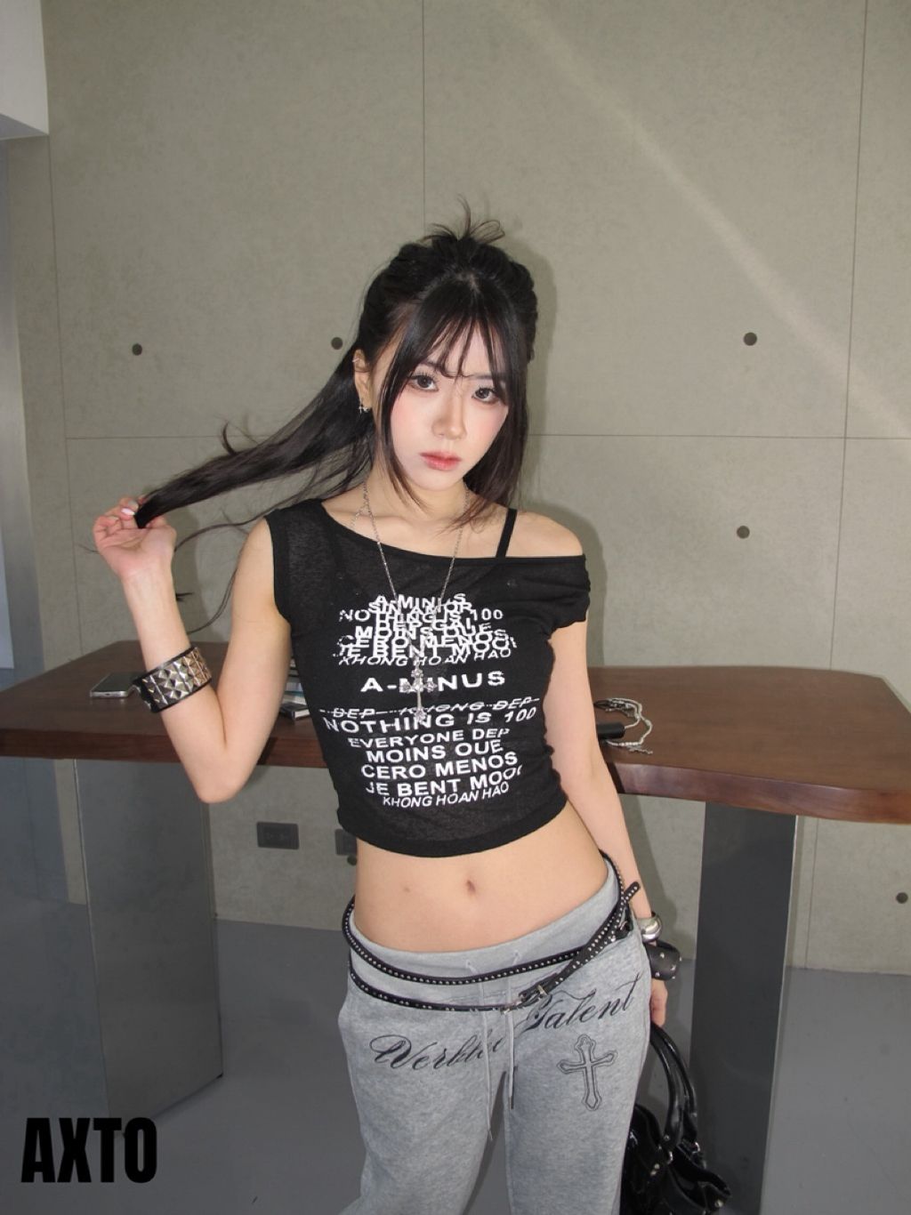 tw-11134207-820l7-mlxi6coga9s058