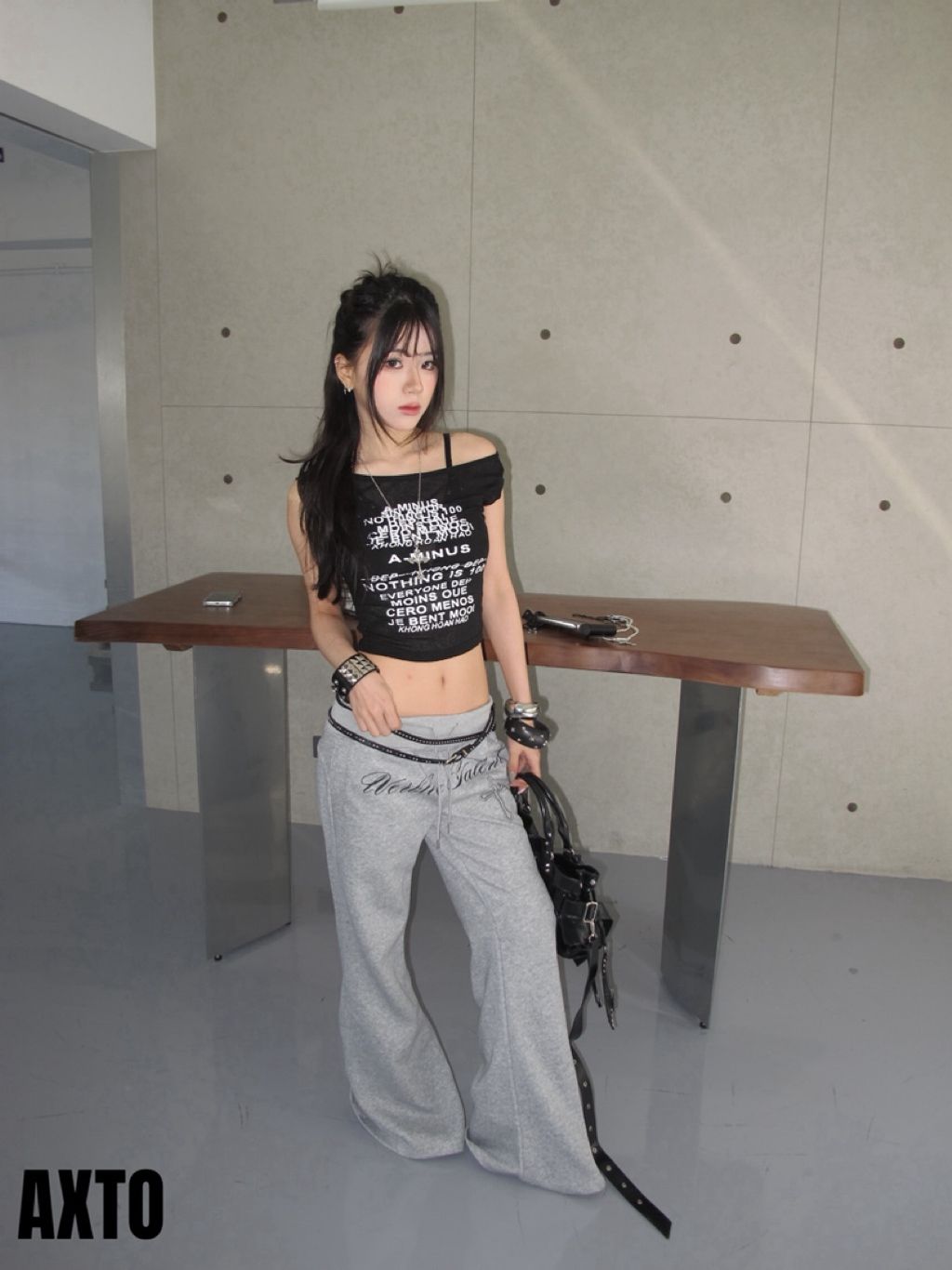 tw-11134207-820la-mlxi6cpd4zyb5f