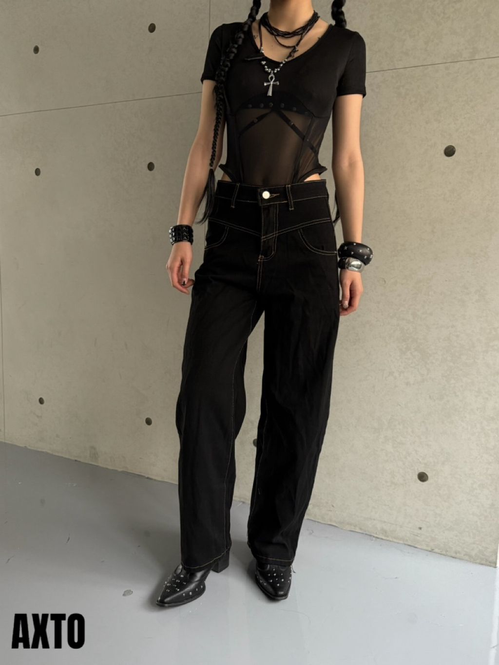 tw-11134207-820li-mmltzblpadj580