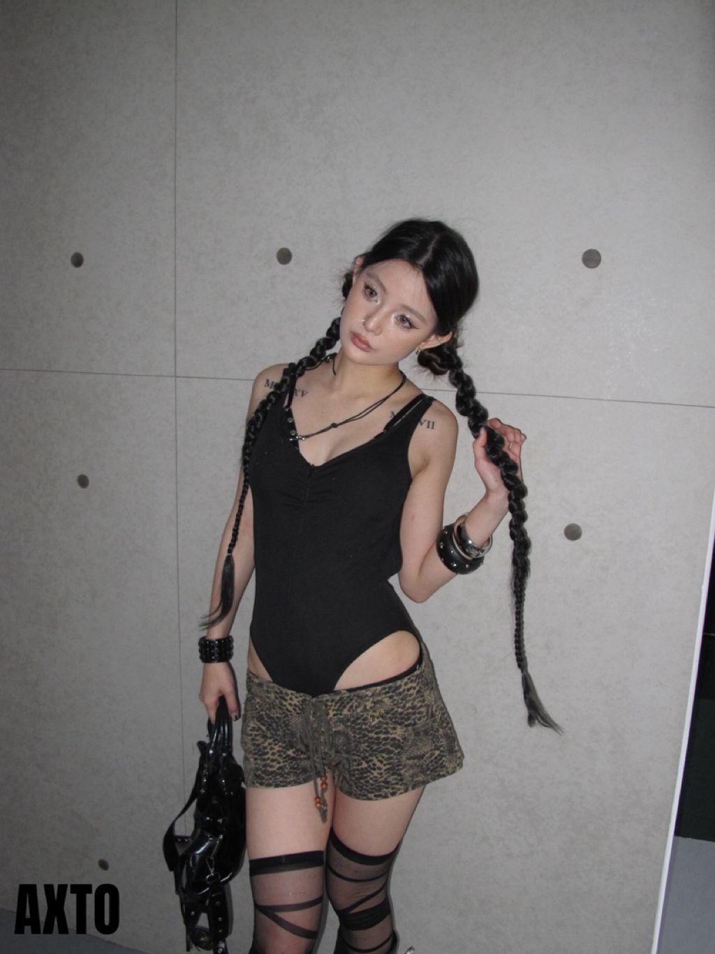 tw-11134207-820le-mmlt24145r0i91