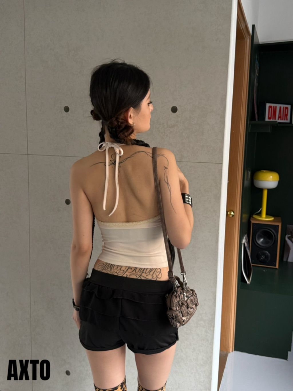 tw-11134207-820li-mmltr1az6p6q5d