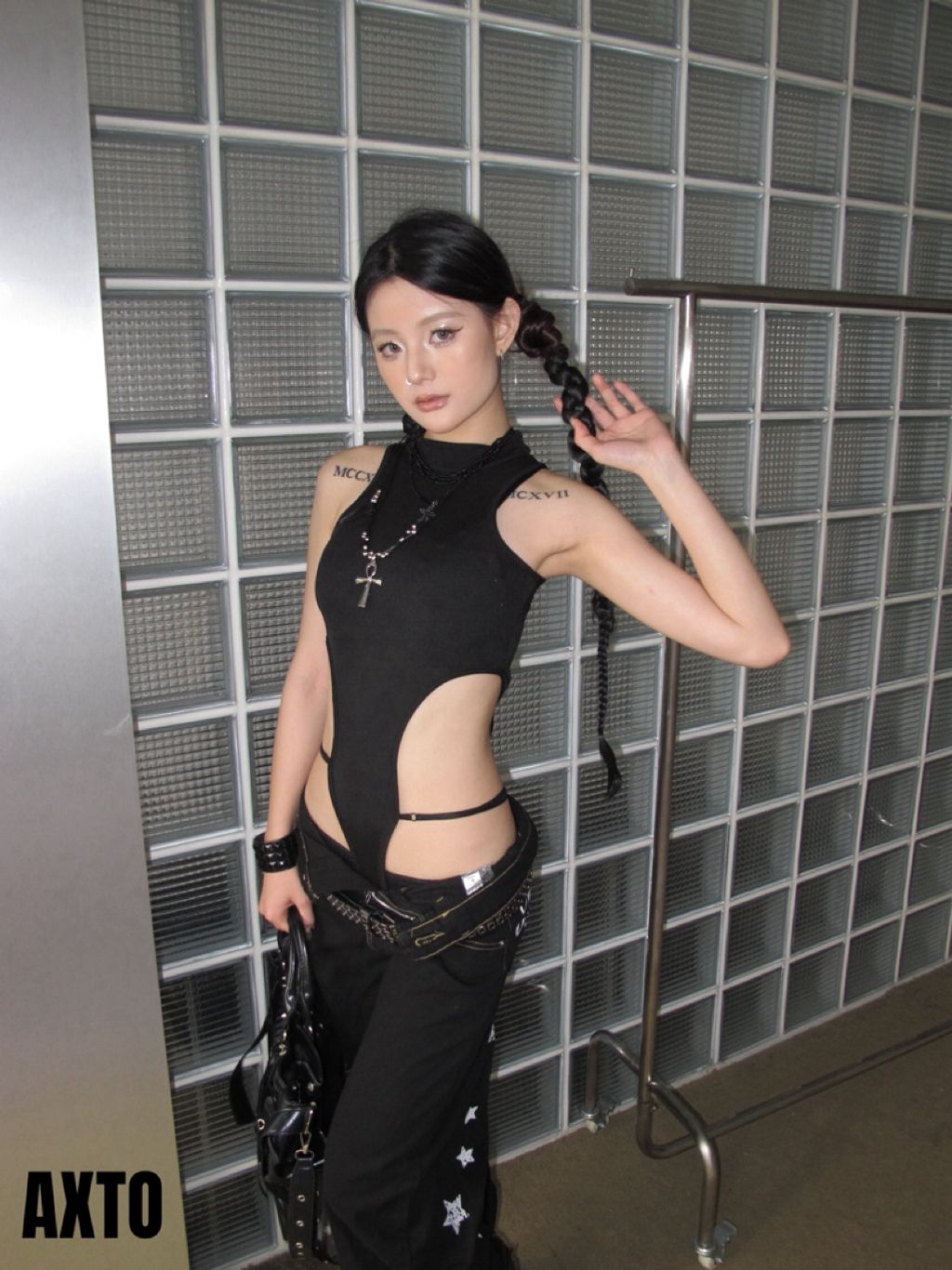 tw-11134207-820lf-mmlrqkmhwyki81