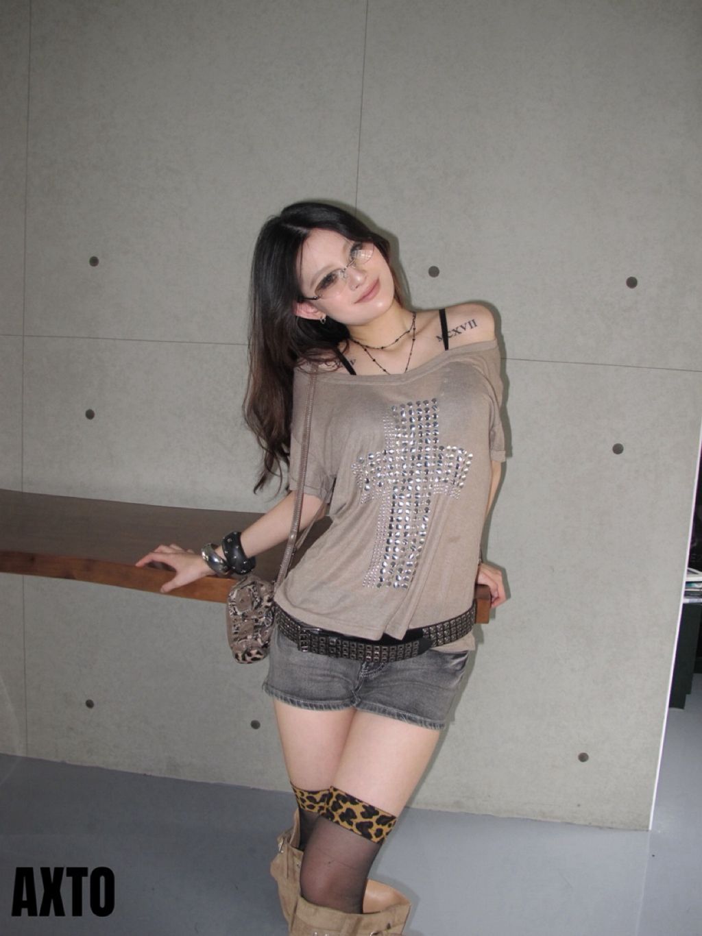 tw-11134207-820le-mnph37rqtq8091