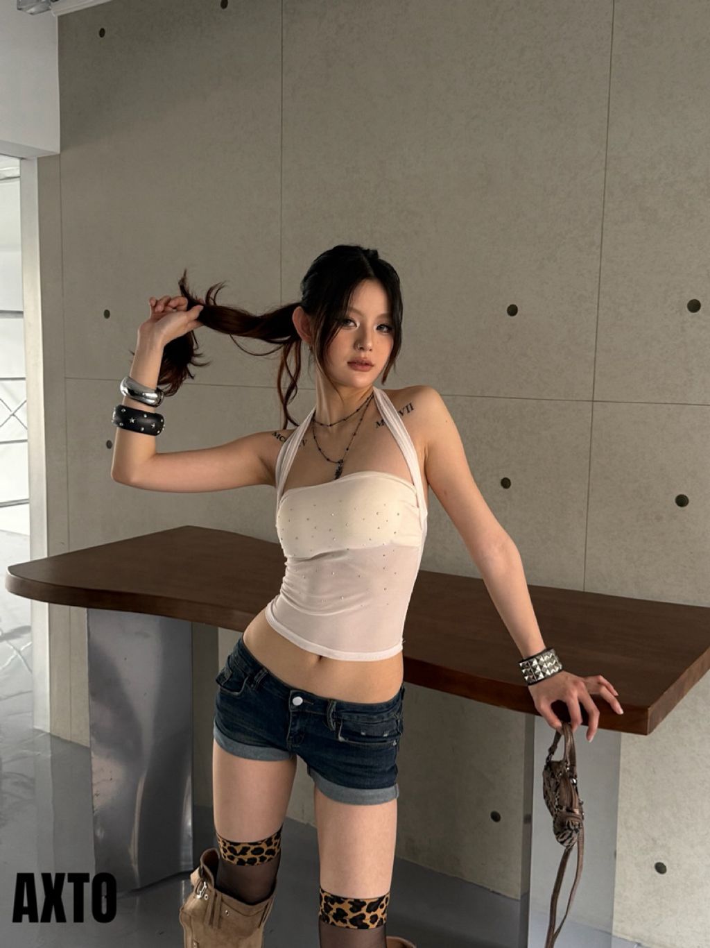 tw-11134207-820lg-mnphcsf86h371f