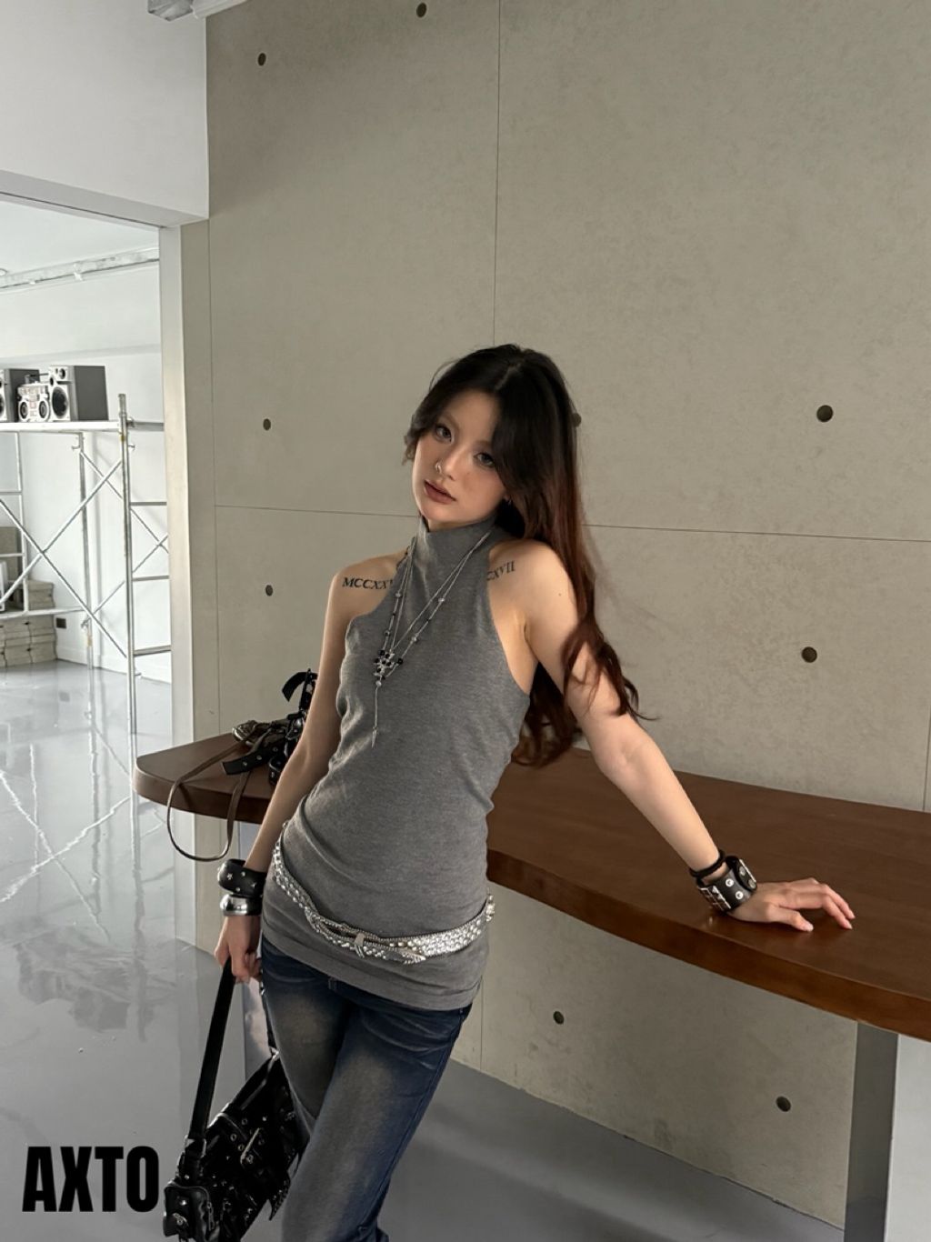 tw-11134207-820lf-mnpgpcz07vnm86