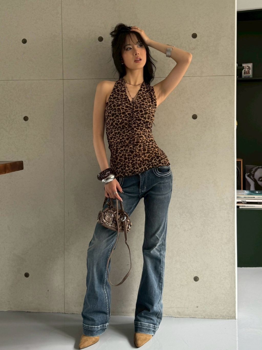 tw-11134207-820lb-moteegurfvgh06