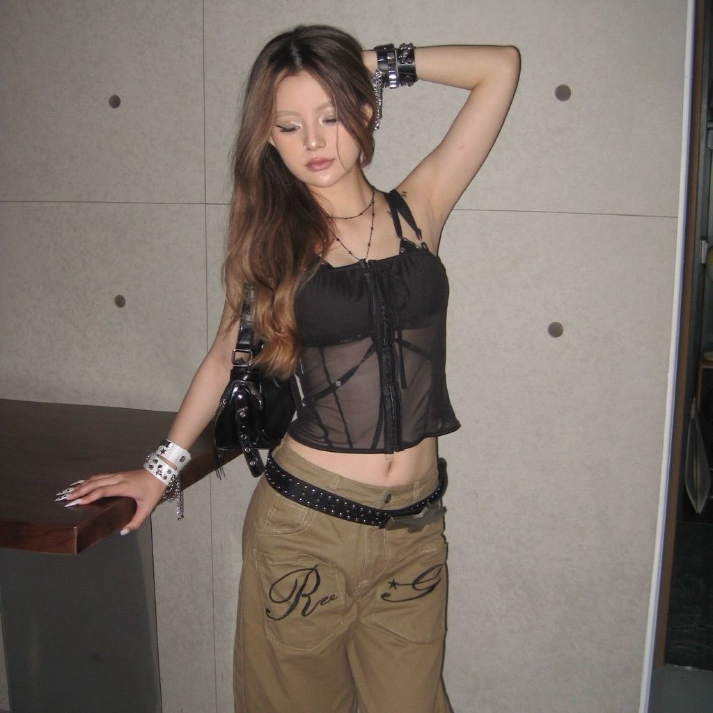 tw-11134207-820l5-mpjew1zk5j4d4c