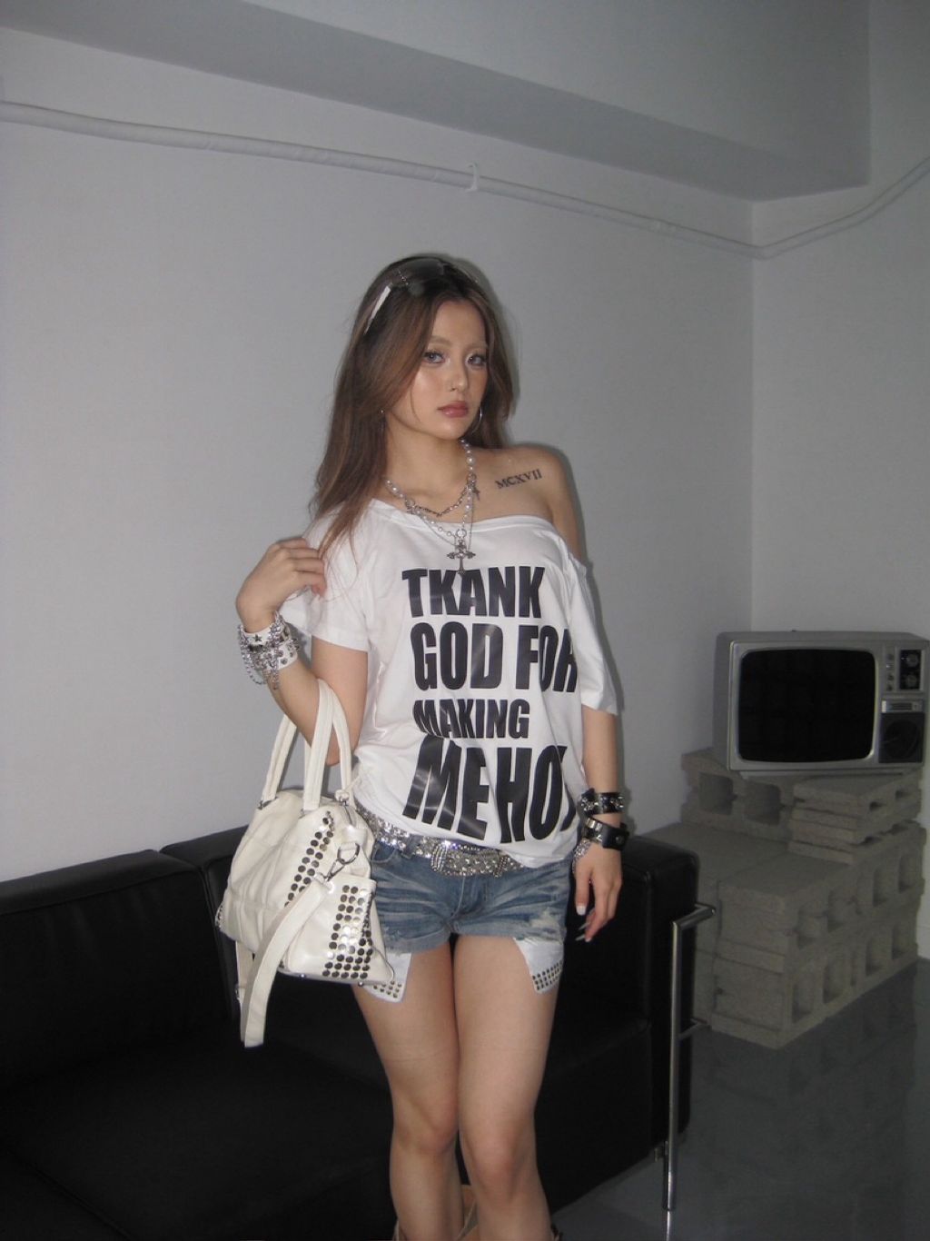 tw-11134207-820l7-mpjcklny50jyea