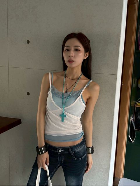 tw-11134207-820l6-mqu9xdcpam8137