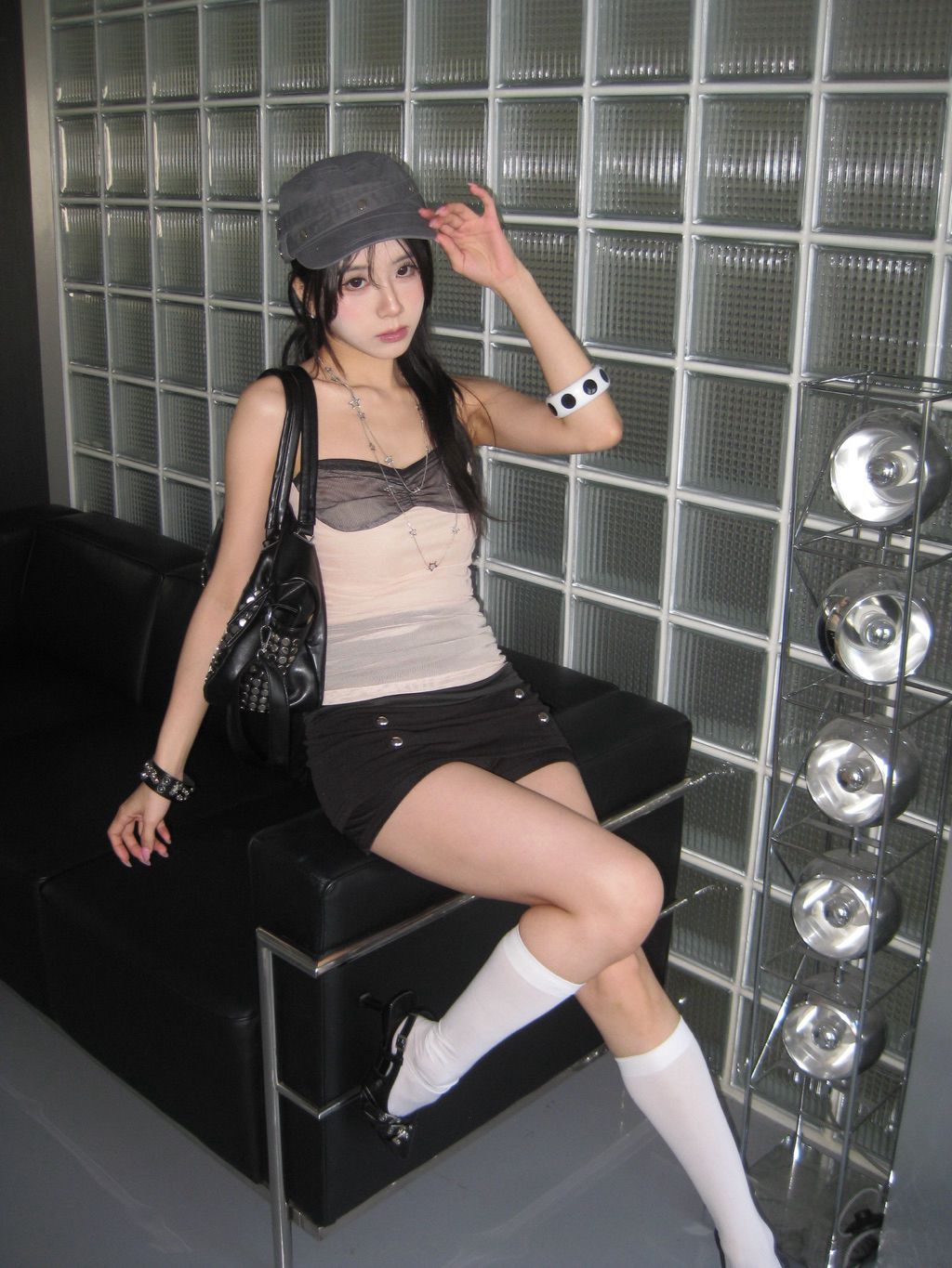tw-11134207-820lf-mrkdgte7w1s61a