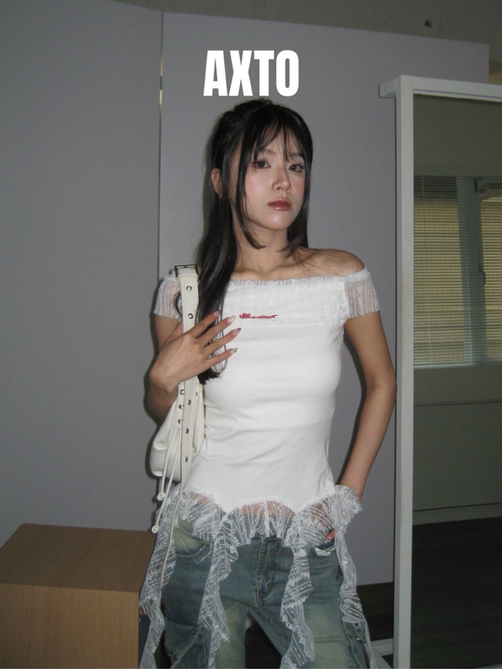 tw-11134207-7rbk0-m9obrbi2hyoia9