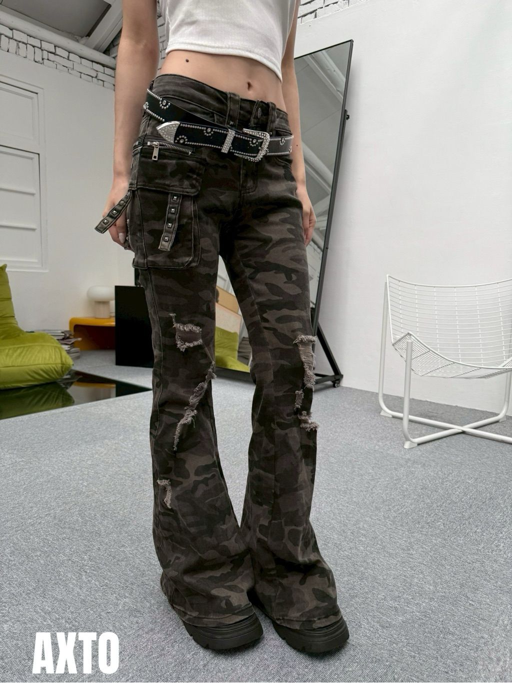 tw-11134207-7ra0q-mbwbak2r002x21