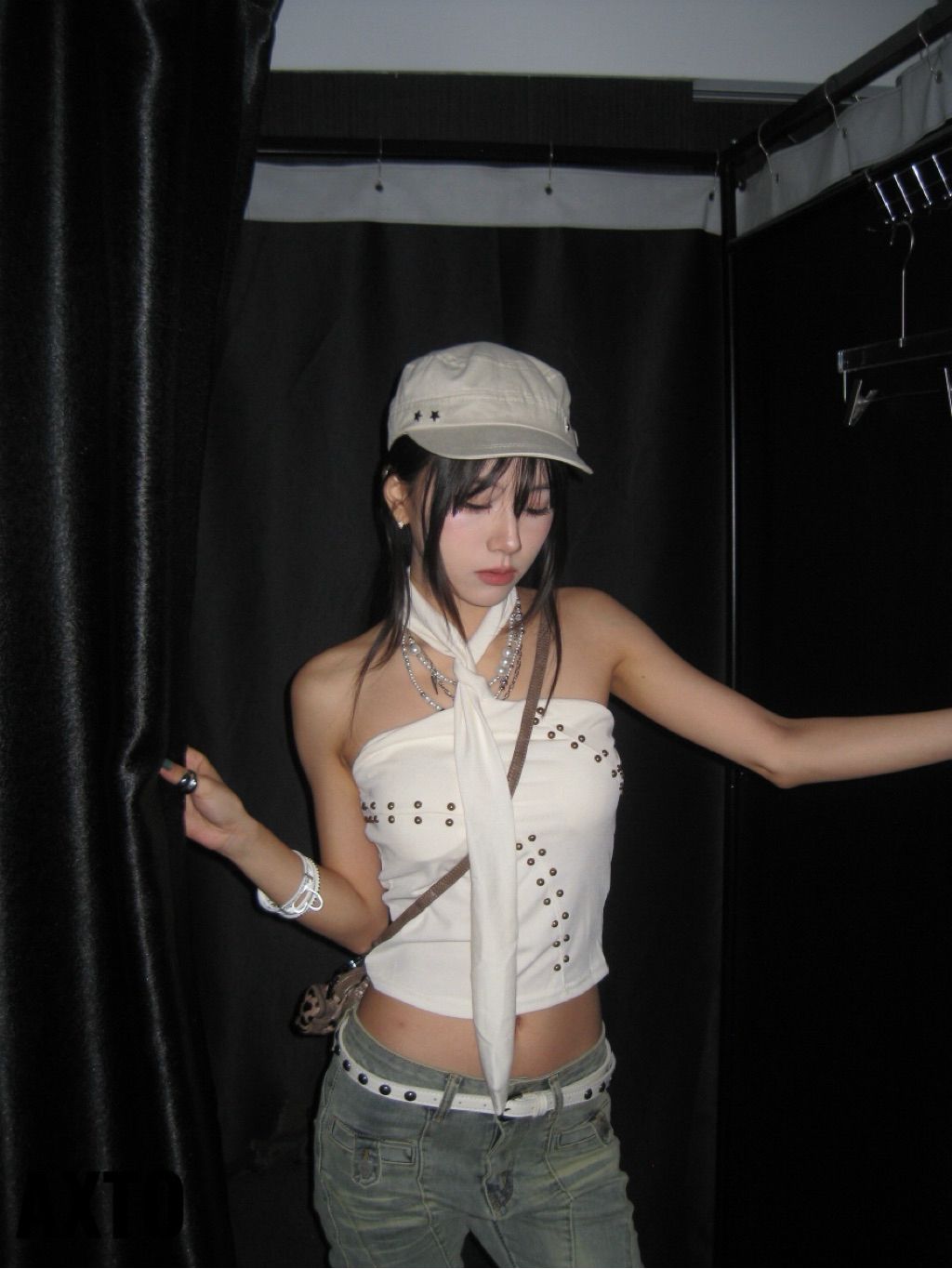 tw-11134207-7ra0n-mdr7l23ps2yv5e