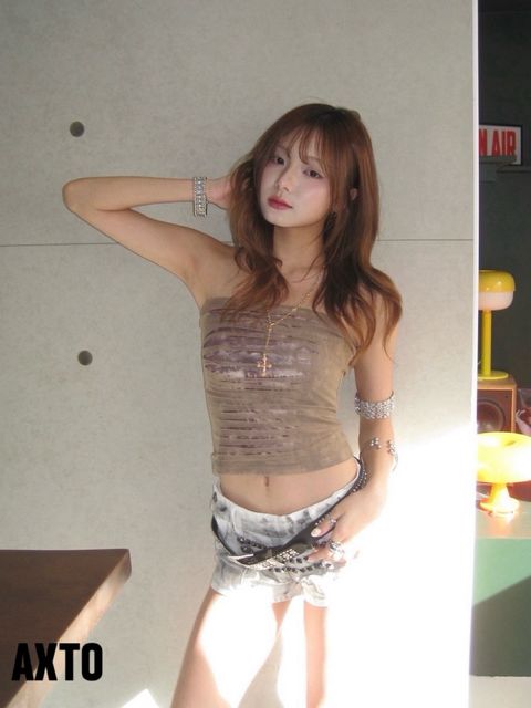 tw-11134207-81ztq-meyrkrlr18g6d7