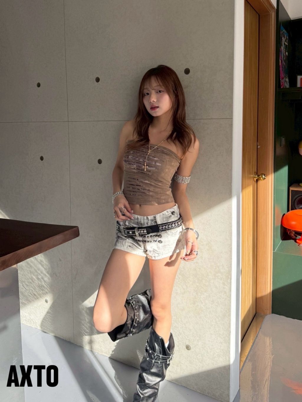 tw-11134207-81ztm-meyrkrlwqbd4cb