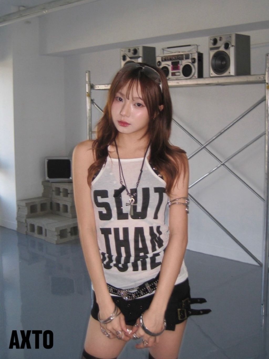 tw-11134207-81ztf-mex90q0wfsw6b1