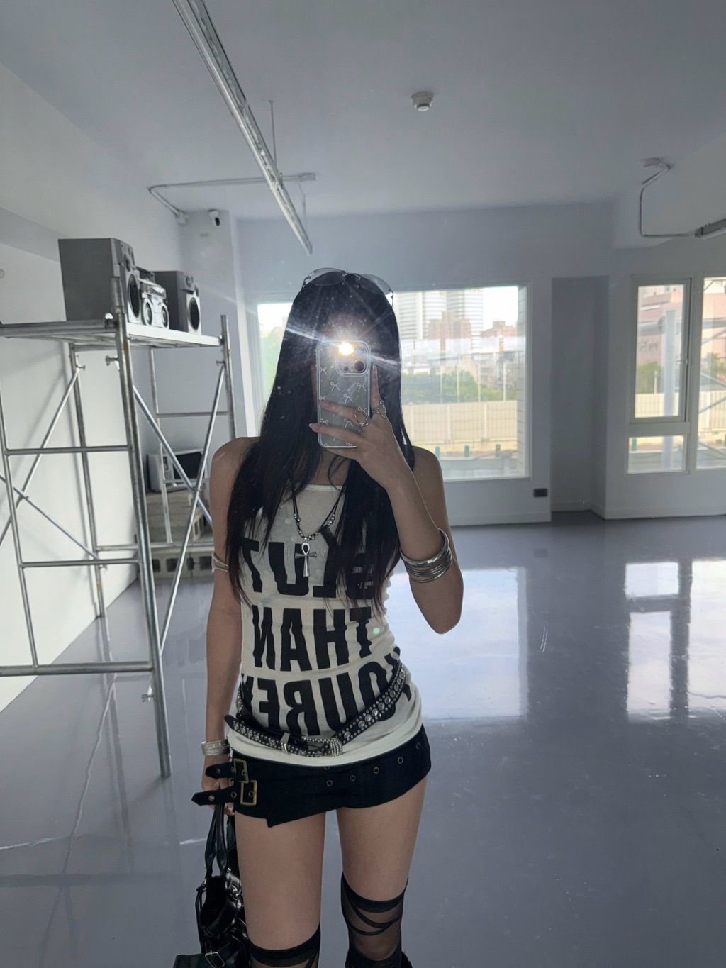 tw-11134207-81ztj-mezhi5hg7ea612