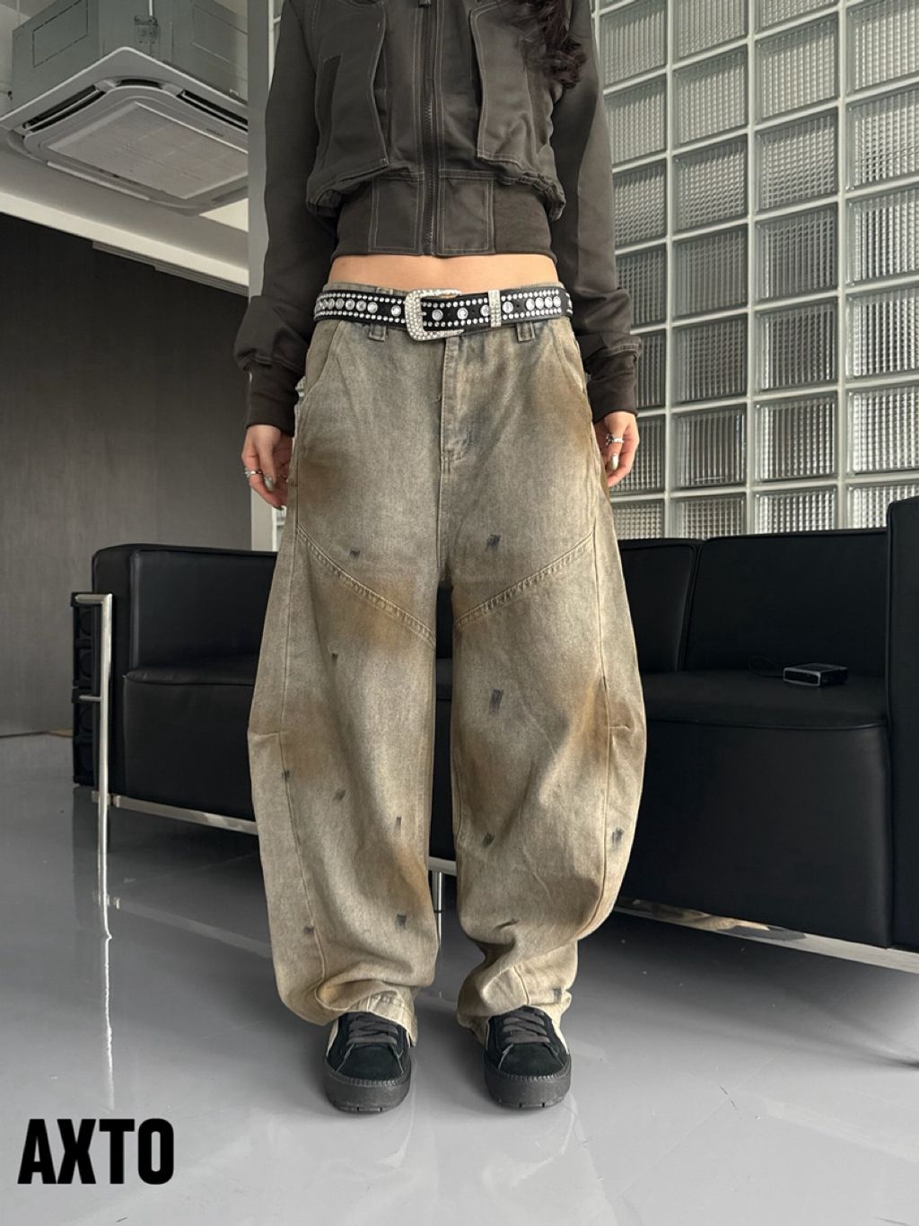 tw-11134207-81zth-mg54p8o0cgssba