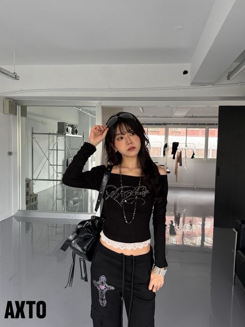 tw-11134207-81ztf-mg4z4b0mbwni9d