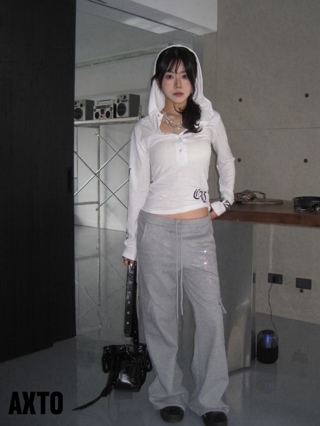 tw-11134207-81ztp-mg50ox5s8lqkfb