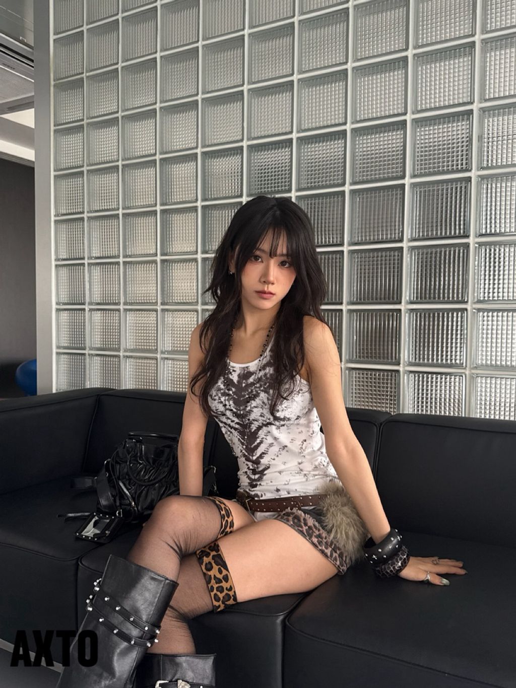 tw-11134207-81ztc-mg4yqee2elu1b7