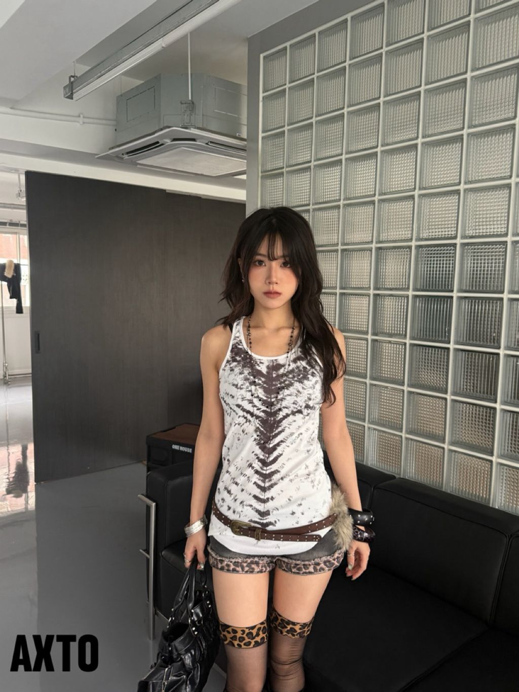 tw-11134207-81ztf-mg4yqeom1zih5c