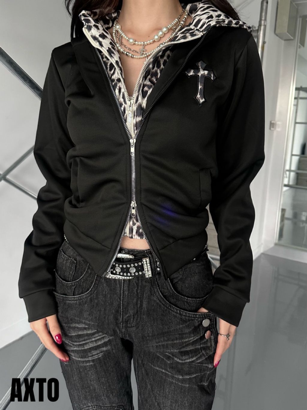 tw-11134207-81ztl-mhiphfi2xqtf34