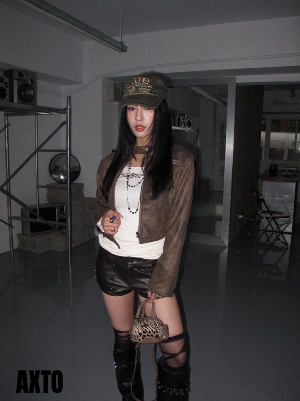 tw-11134207-81ztl-mja5l13tbz7la7