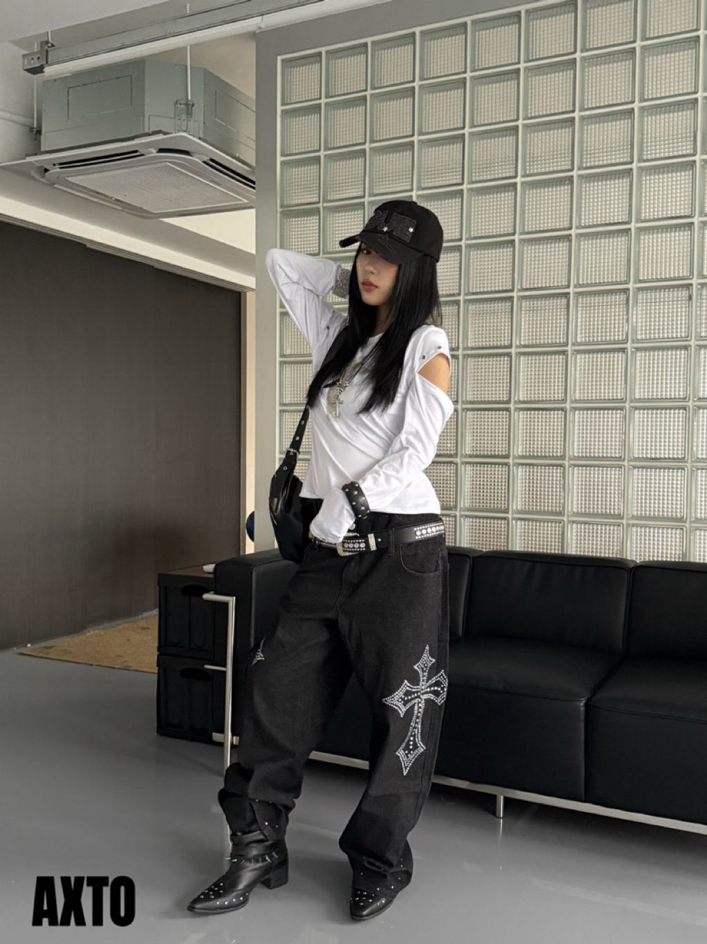 tw-11134207-81ztk-mja5w430jf9i2f