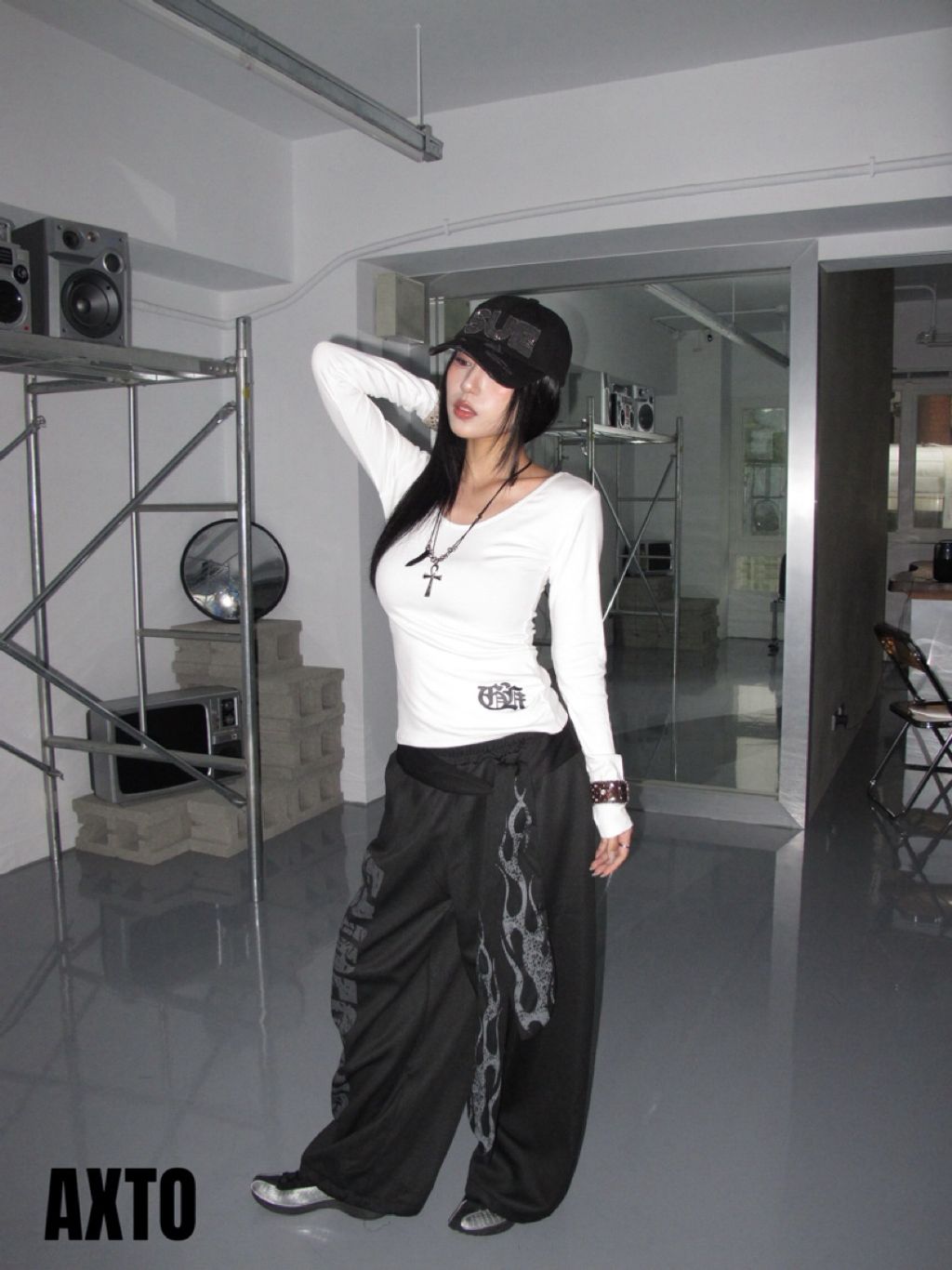 tw-11134207-81ztg-mja4q5487uv5e8