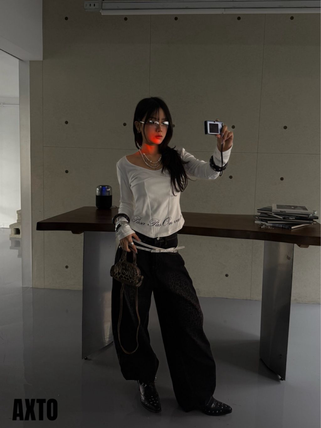 tw-11134207-820la-mkhrg7ije5u04c