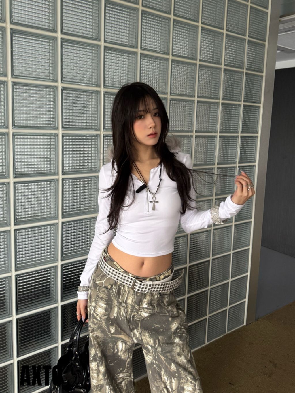 tw-11134207-820lg-mkhz4aji2n7sc7