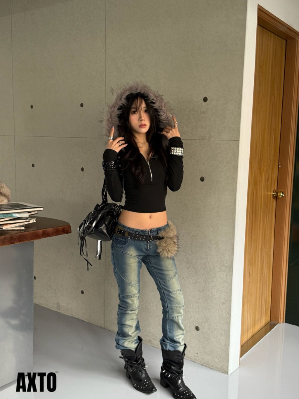 tw-11134207-820lf-mkhz4aji18ncb4