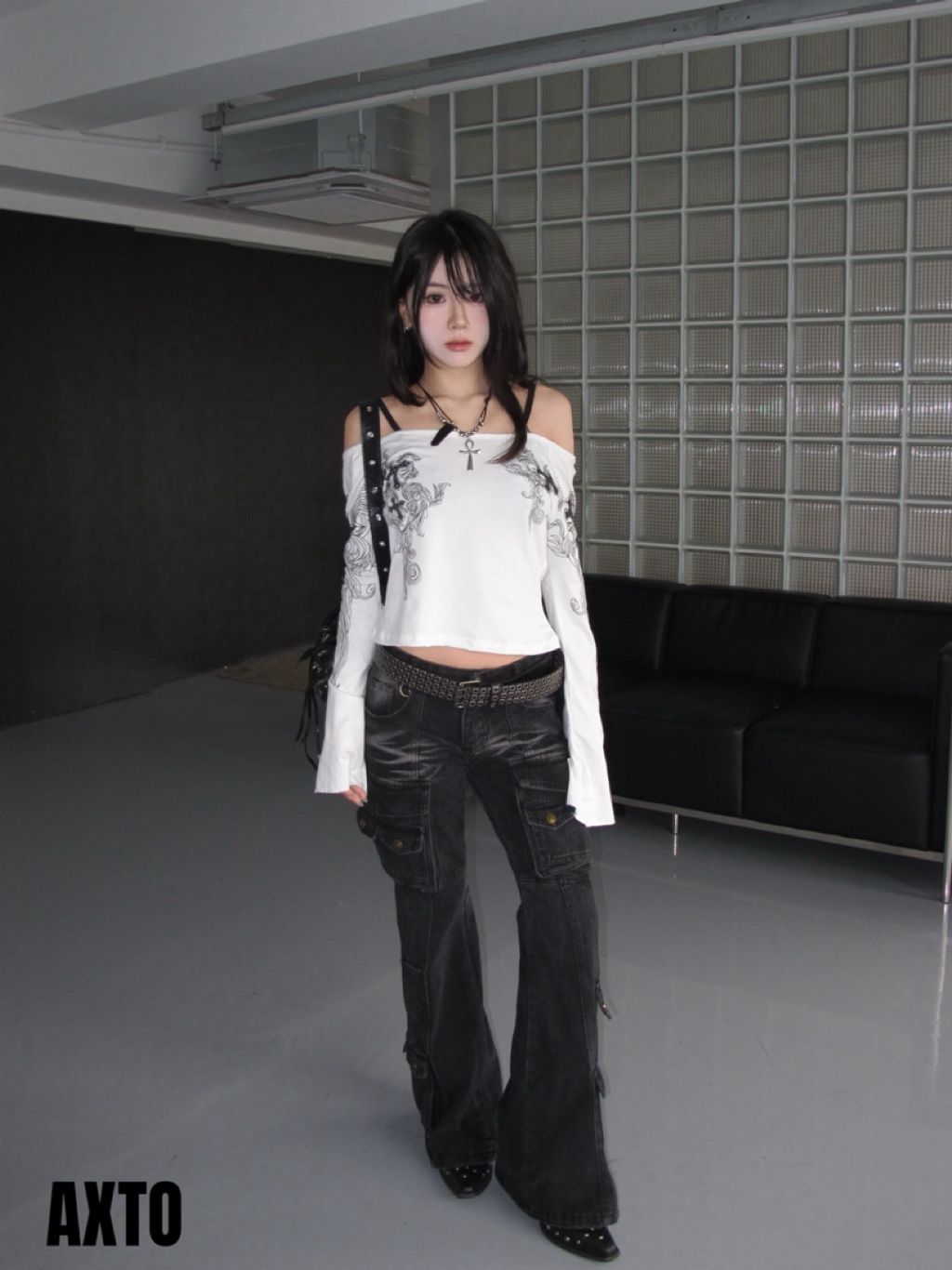 tw-11134207-820lg-mkhsz9jrbzlwa1