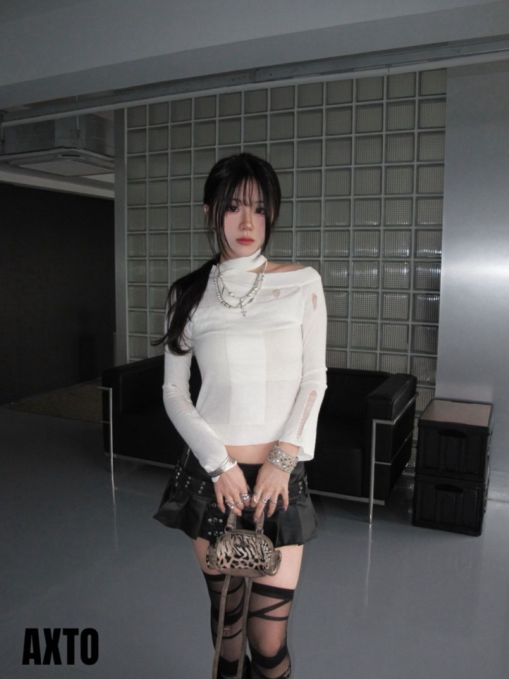 tw-11134207-820l5-mkhs12fmbhmod1