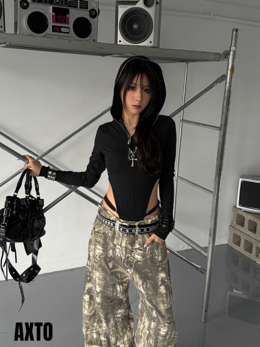 tw-11134207-820l9-mkhyxhwwqry805