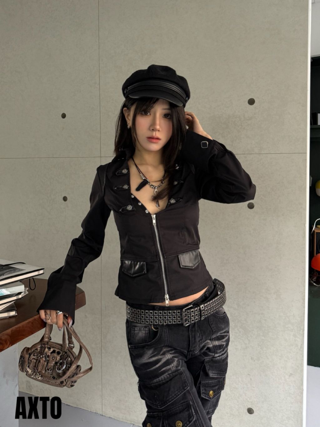 tw-11134207-820le-mkhrkyvg1c7795